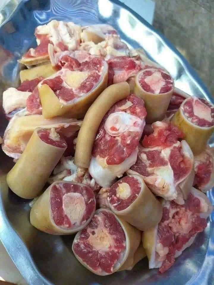 Đuôi bò làm sạch chặt sẵn